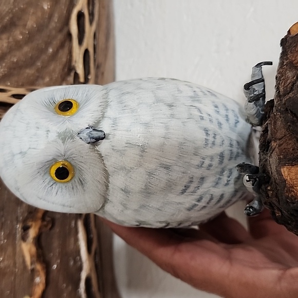 Vintage Carved  White Owl Bird Figurine - Picture 5 of 7